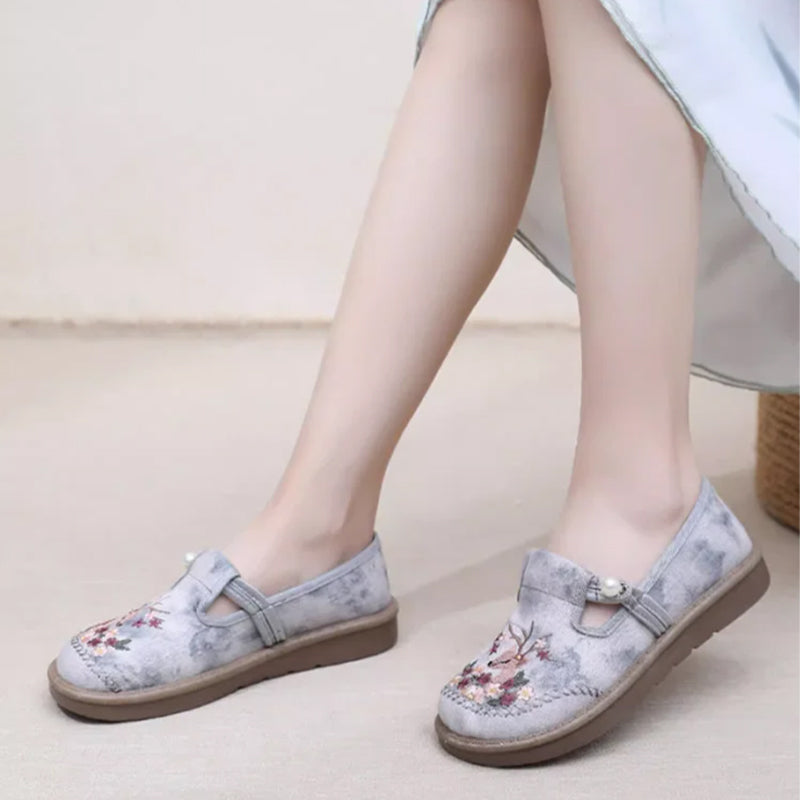 ? Hot Sale ⏳ Women's Flat Slip-On Embroidery Shoes
